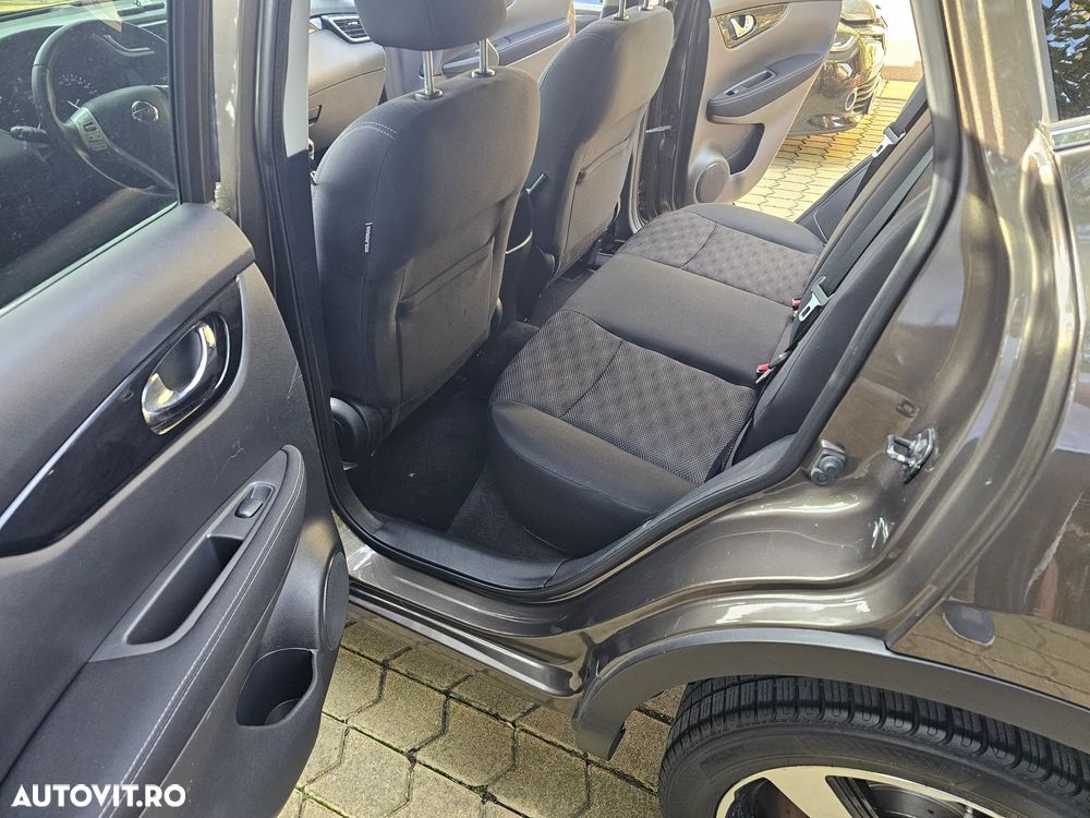 Nissan Qashqai 1.5 DCI N-Connecta - 20