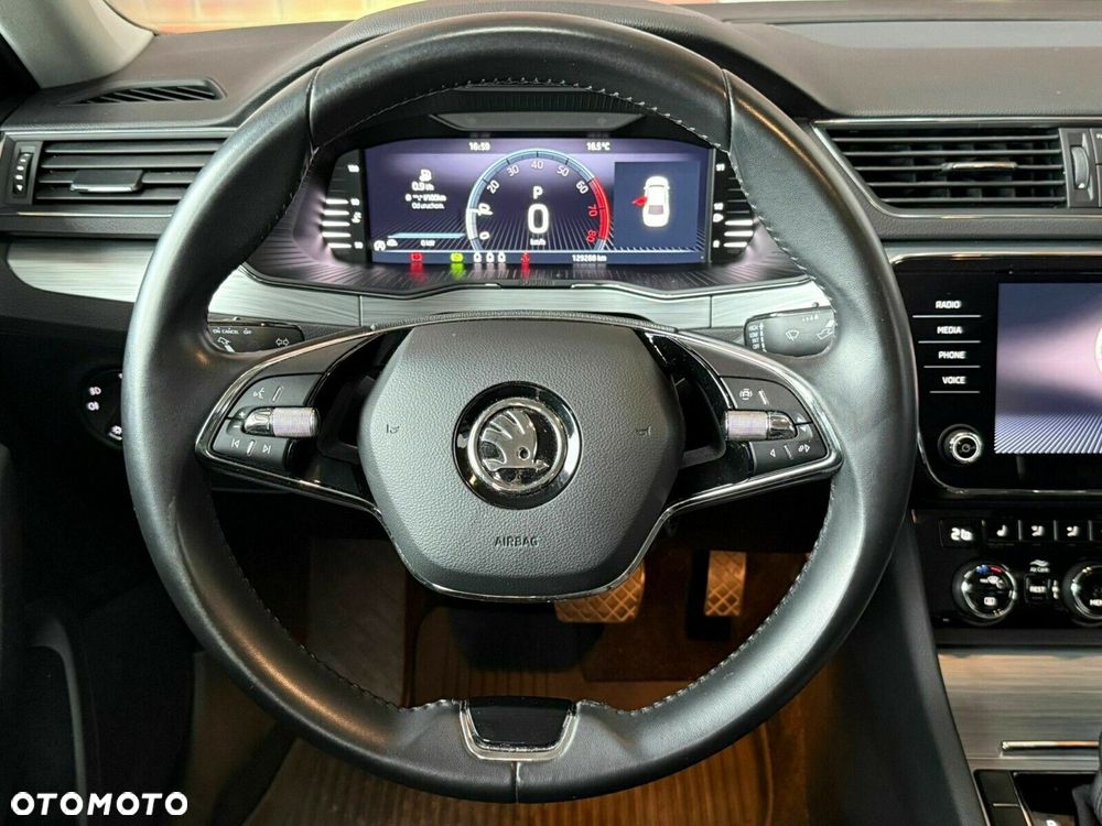 Skoda Superb - 16