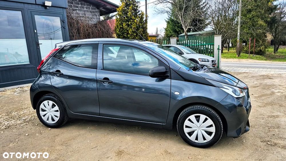 Toyota Aygo x-final - 9