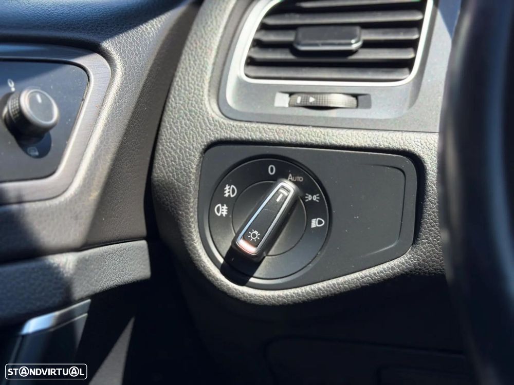 VW Golf 1.6 TDI Confortline - 18