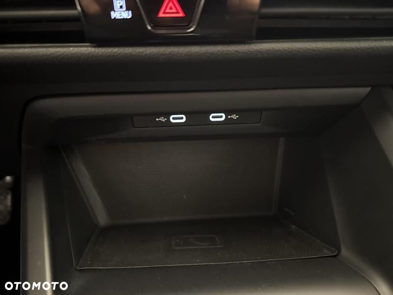 Volkswagen Golf VIII 1.0 TSI Life - 16