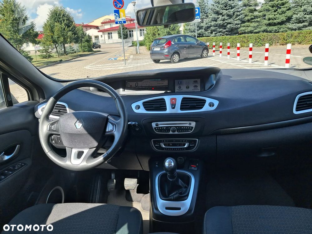 Renault Scenic 1.4 16V TCE Privilege - 18