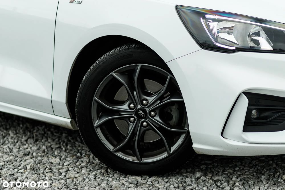 Ford Focus 1.5 EcoBlue Start-Stopp-System ST-LINE X - 13