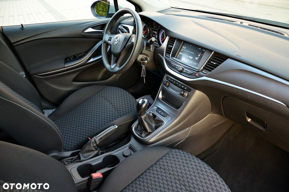 Opel Astra 1.6 CDTI Sports Tourer Active - 35