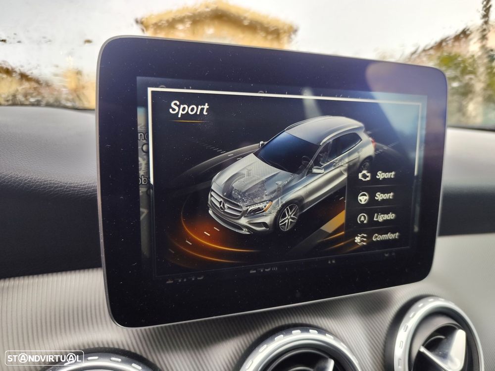 Mercedes-Benz GLA 220 d Style - 17