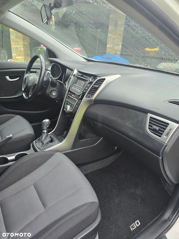 Hyundai i30 1.4 CRDi Advantage - 18
