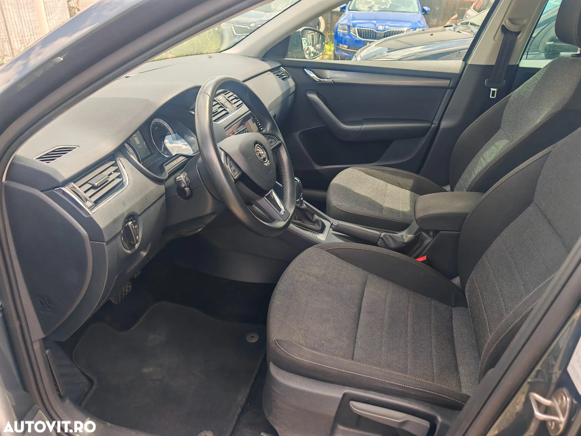 Skoda Octavia 2.0 TDI 4x4 DSG Style - 12