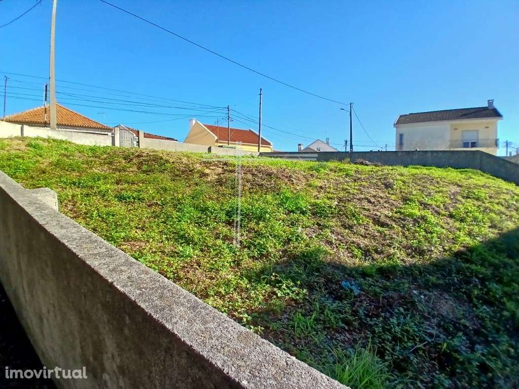 Terreno com 402m2 com infraestruturas pagas - Sobreda - Grande imagem: 3/7