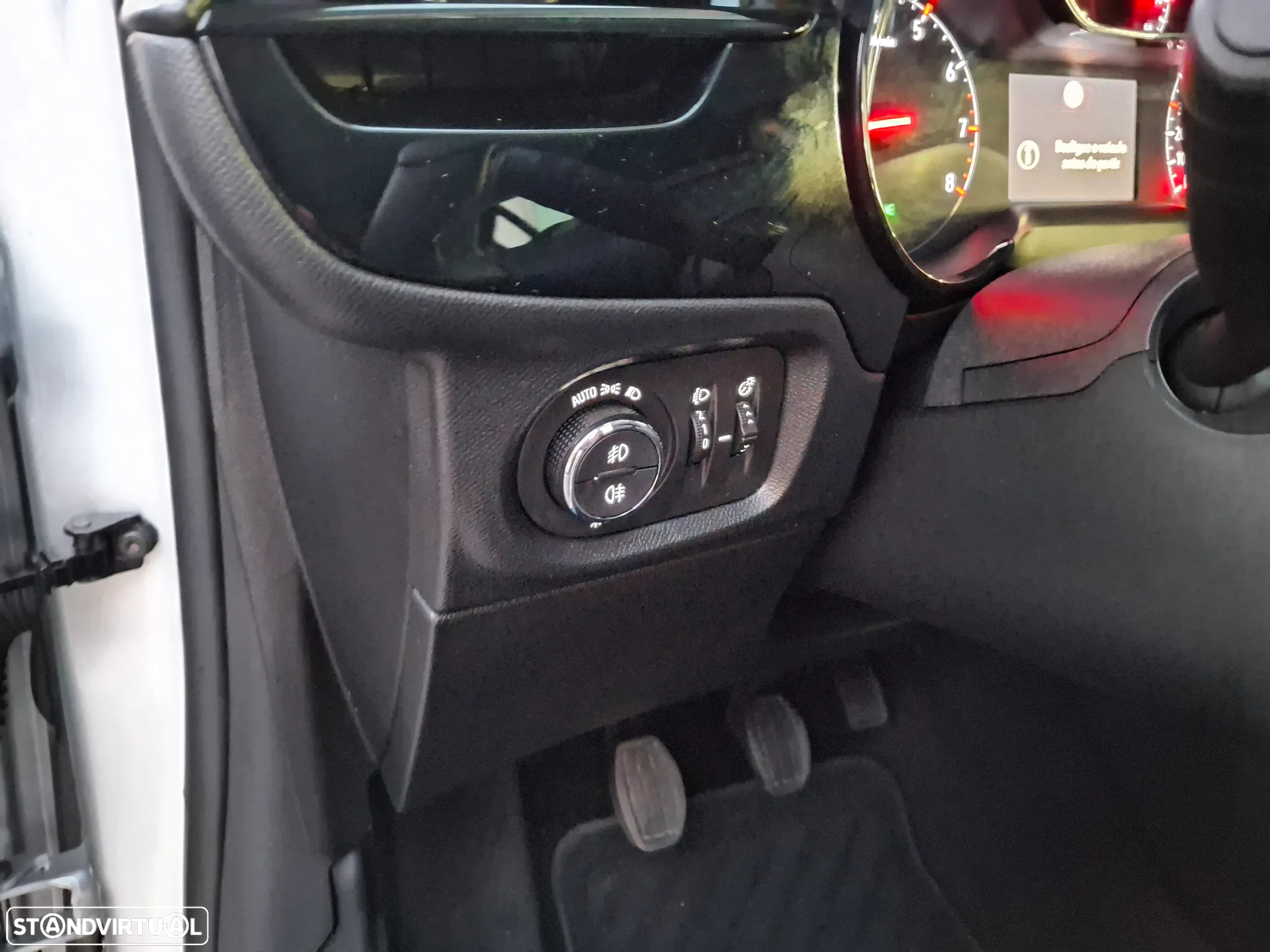 Opel Corsa 1.2 Business - 9
