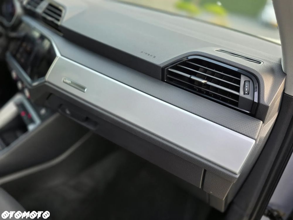 Audi Q3 35 TDI S tronic - 28