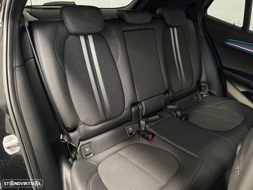 BMW X2 25 e xDrive Pack M - 44