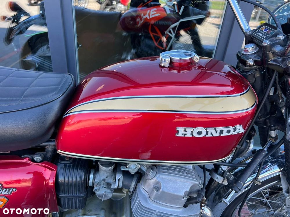 Honda CB - 8