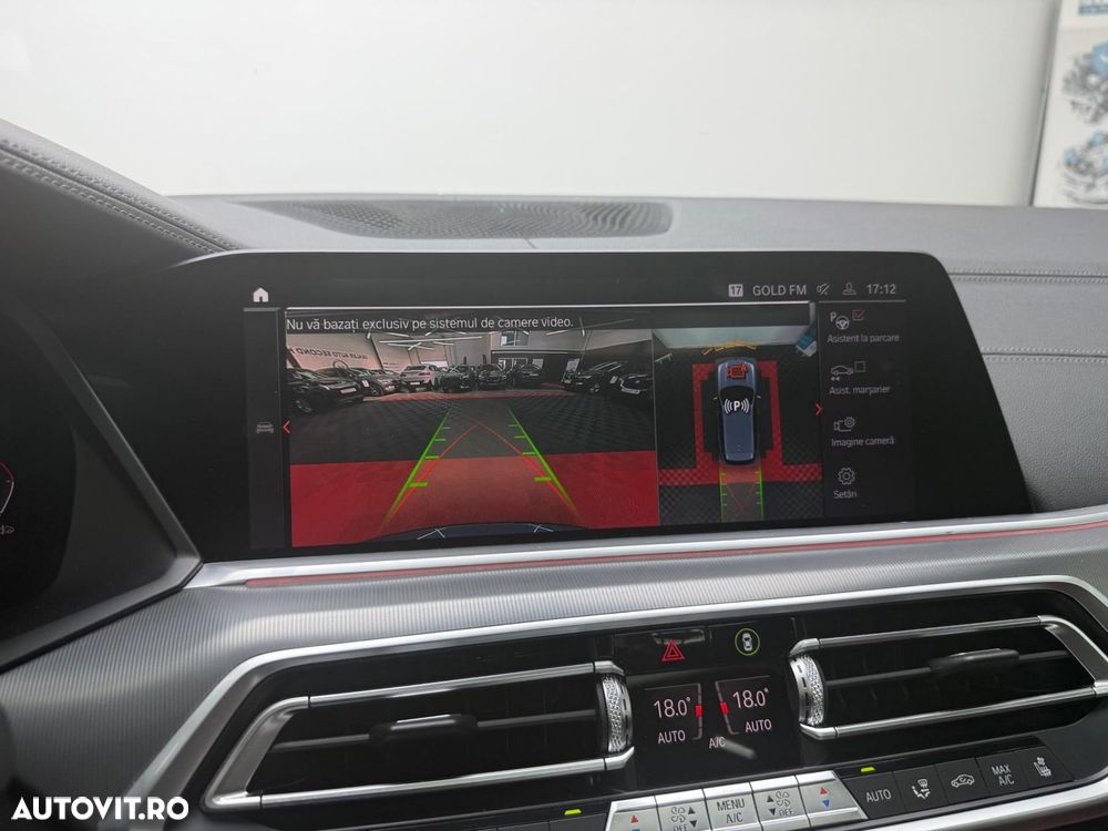 BMW X5 M M50i - 23