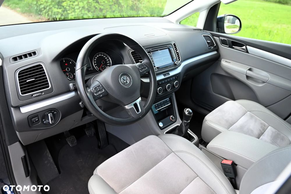 Volkswagen Sharan - 24