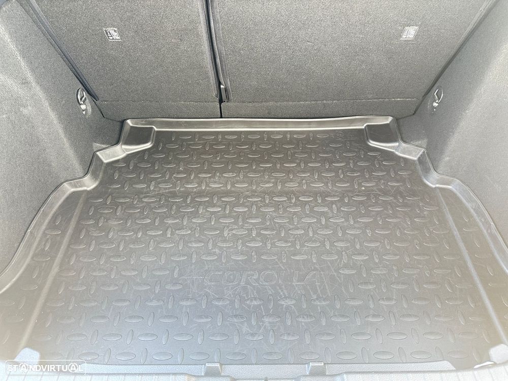 Toyota Corolla 1.8 Hybrid Comfort+P.Sport - 18