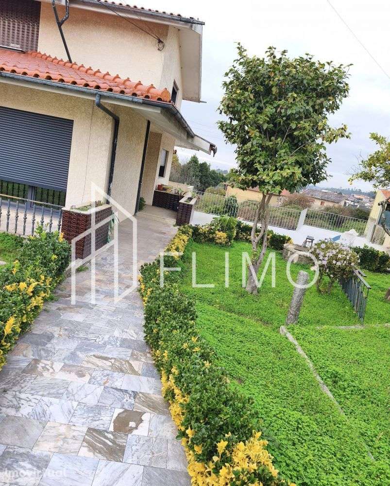 Moradia T4 - Grande imagem: 3/36