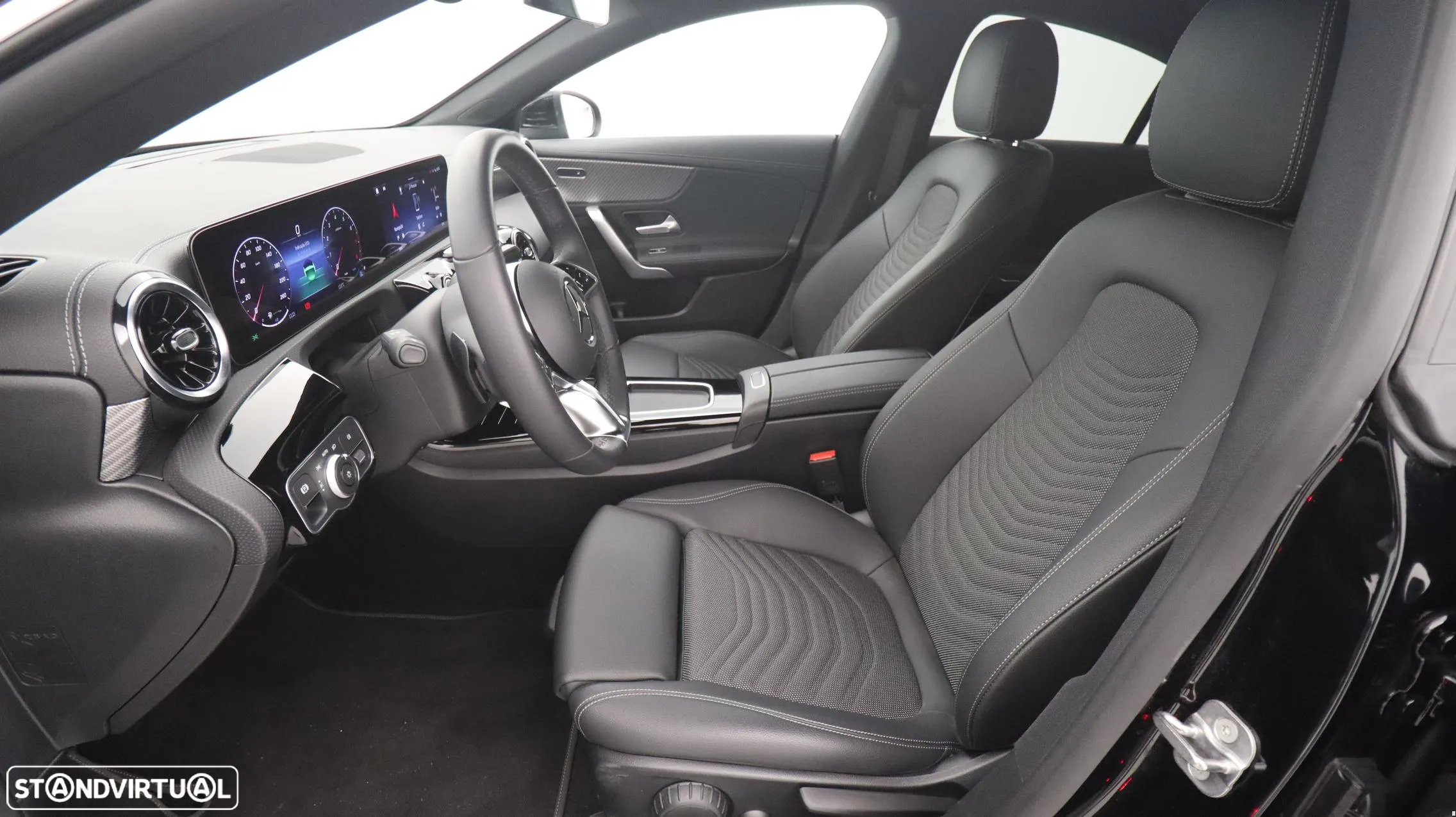 Mercedes-Benz CLA 200 Progressive Aut. - 12