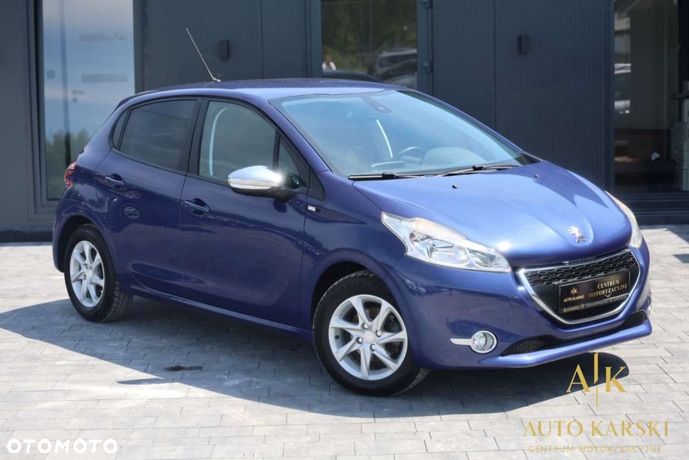 Peugeot 208 - 9