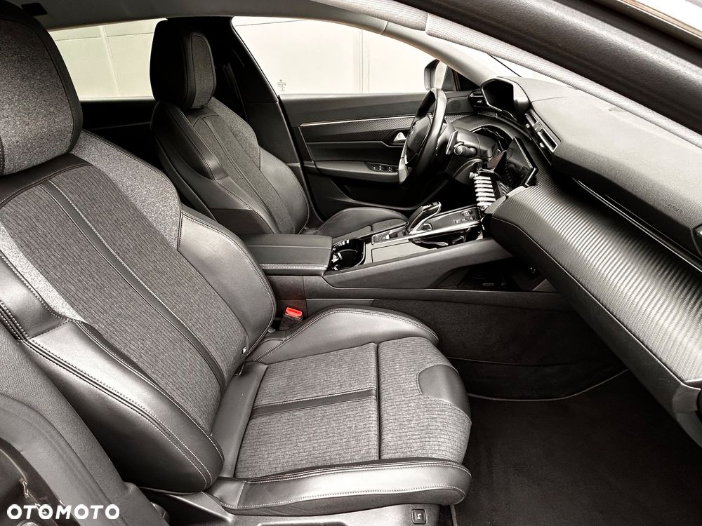 Peugeot 508 PureTech 180 EAT8 Allure - 28