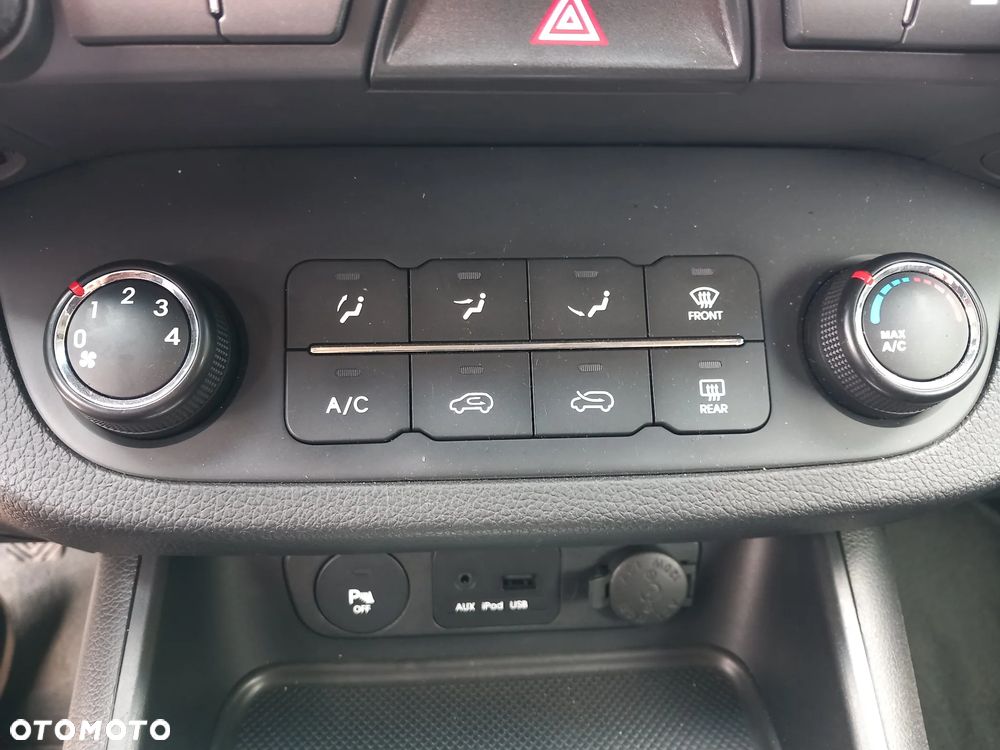 Kia Sportage 2,0 CRDI 2WD Vision - 25