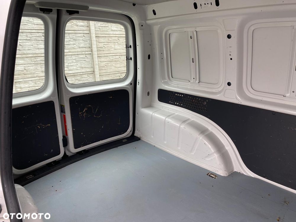 Volkswagen CADDY - 23