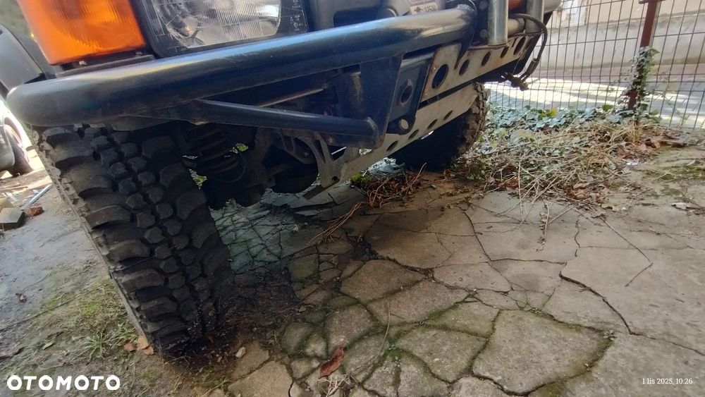 Land Rover Discovery - 4