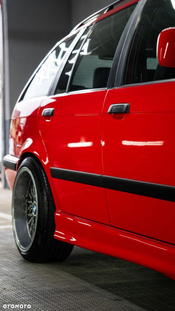 BMW Seria 3 323i - 11