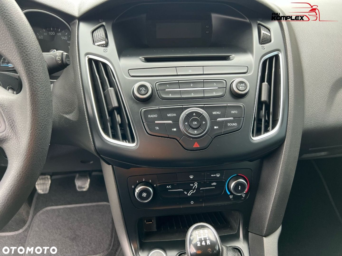 Ford Focus - 12
