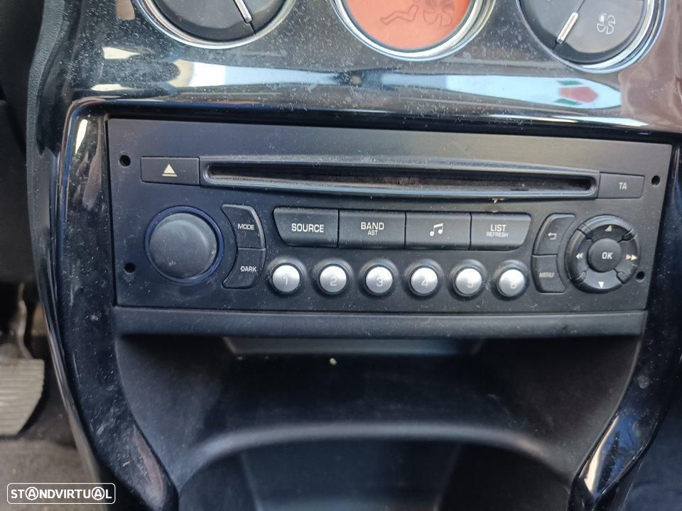 SISTEMA DE ÁUDIO RÁDIO CD CITROEN C3 - 1