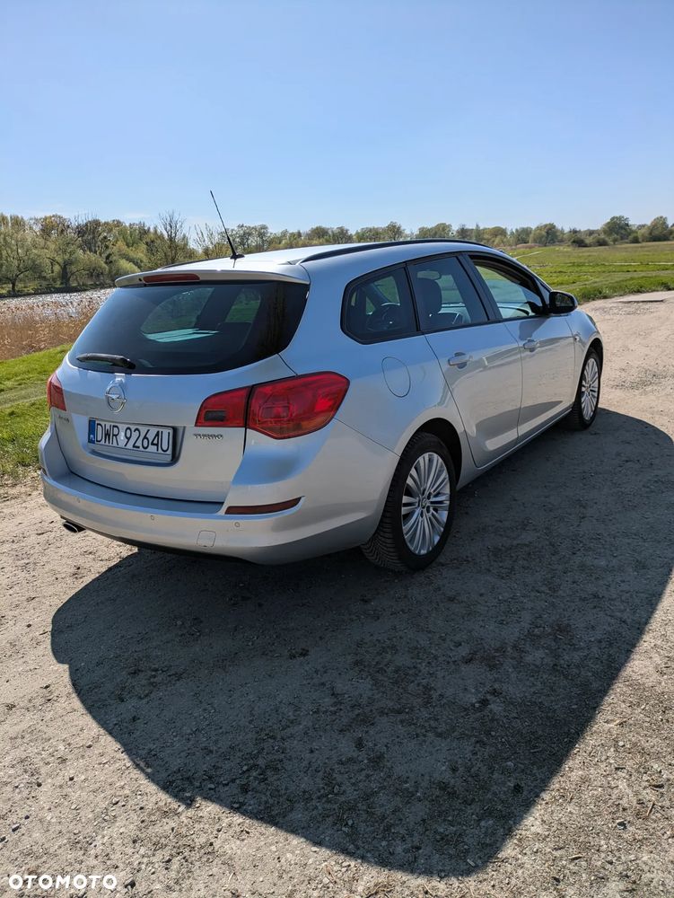 Opel Astra 1.4 Turbo - 9