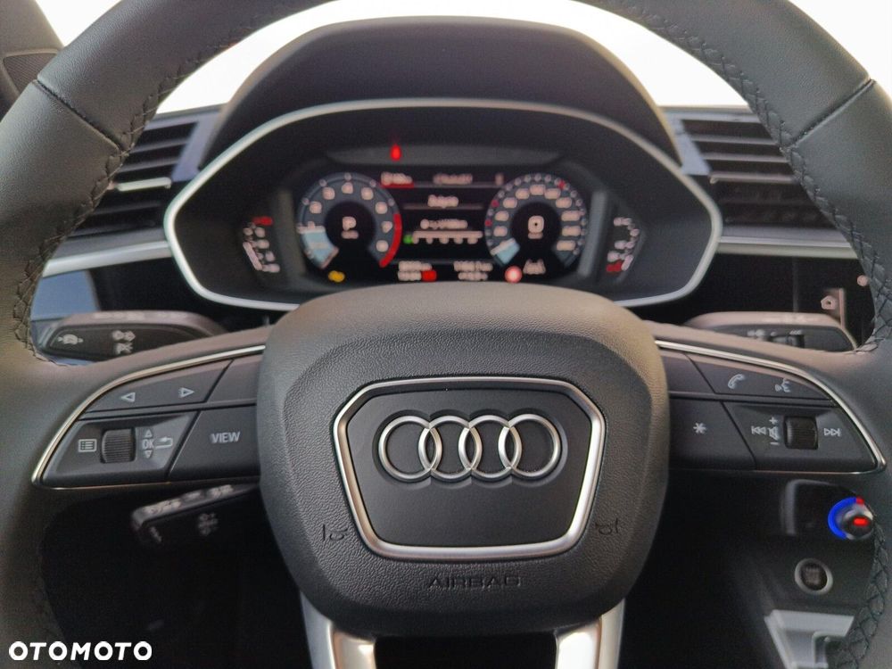 Audi Q3 Sportback TFSI mHEV 110 kW S tronic - 23
