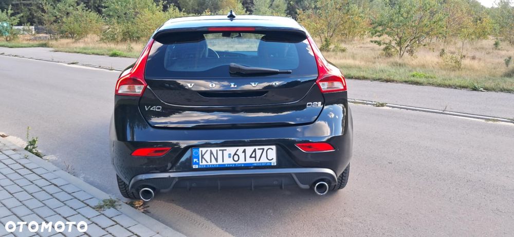 Volvo V40 D2 Drive-E R-Design Kinetic - 17
