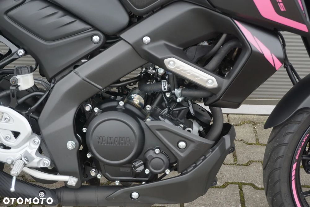 Yamaha MT - 8