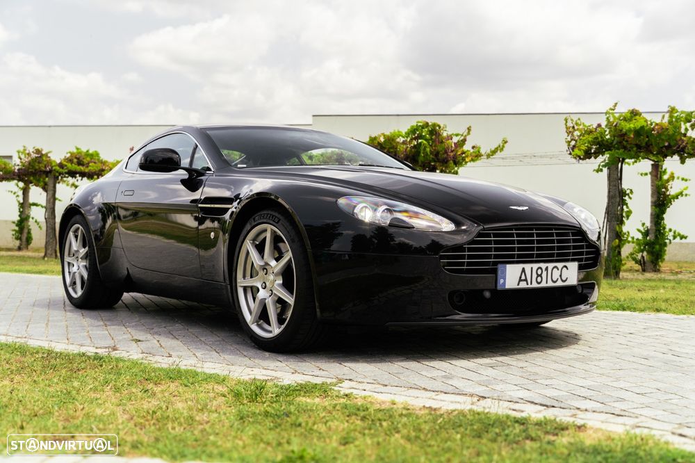 Aston Martin Vantage Coupe V8 Sportshift - 7