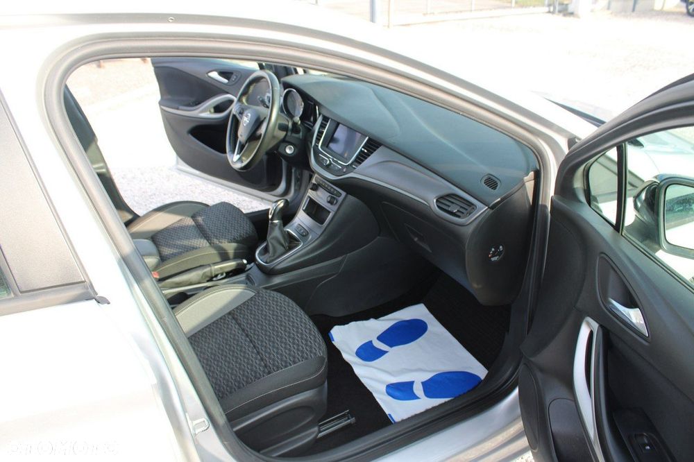 Opel Astra - 28