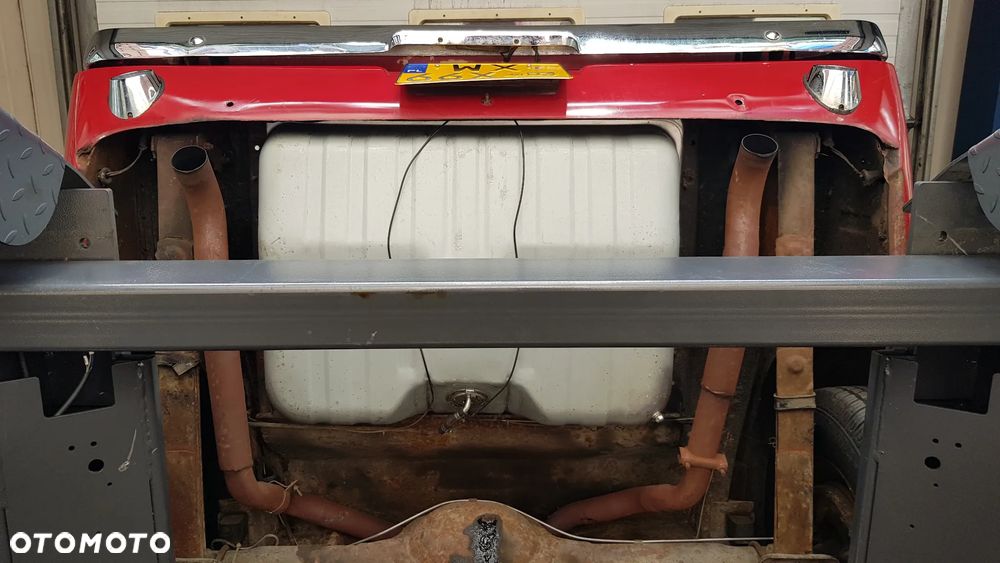 Ford Mustang - 25