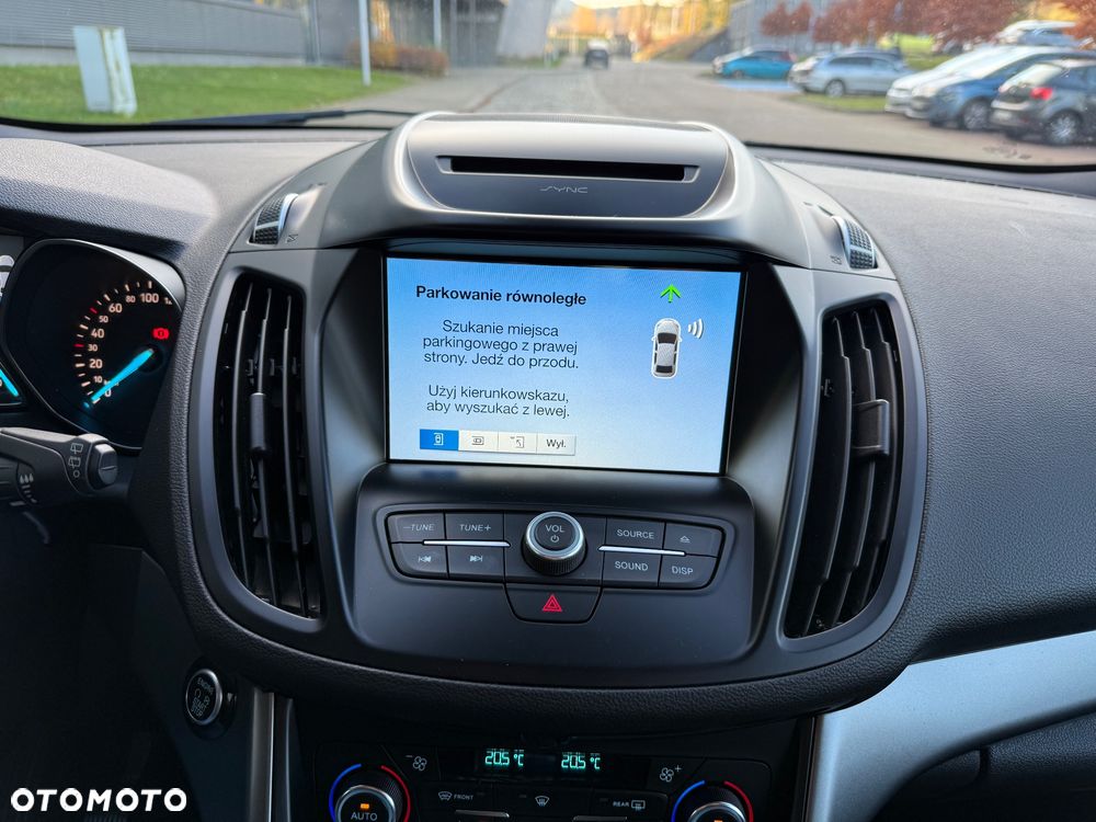 Ford Kuga 1.5 EcoBoost 2x4 Titanium - 22