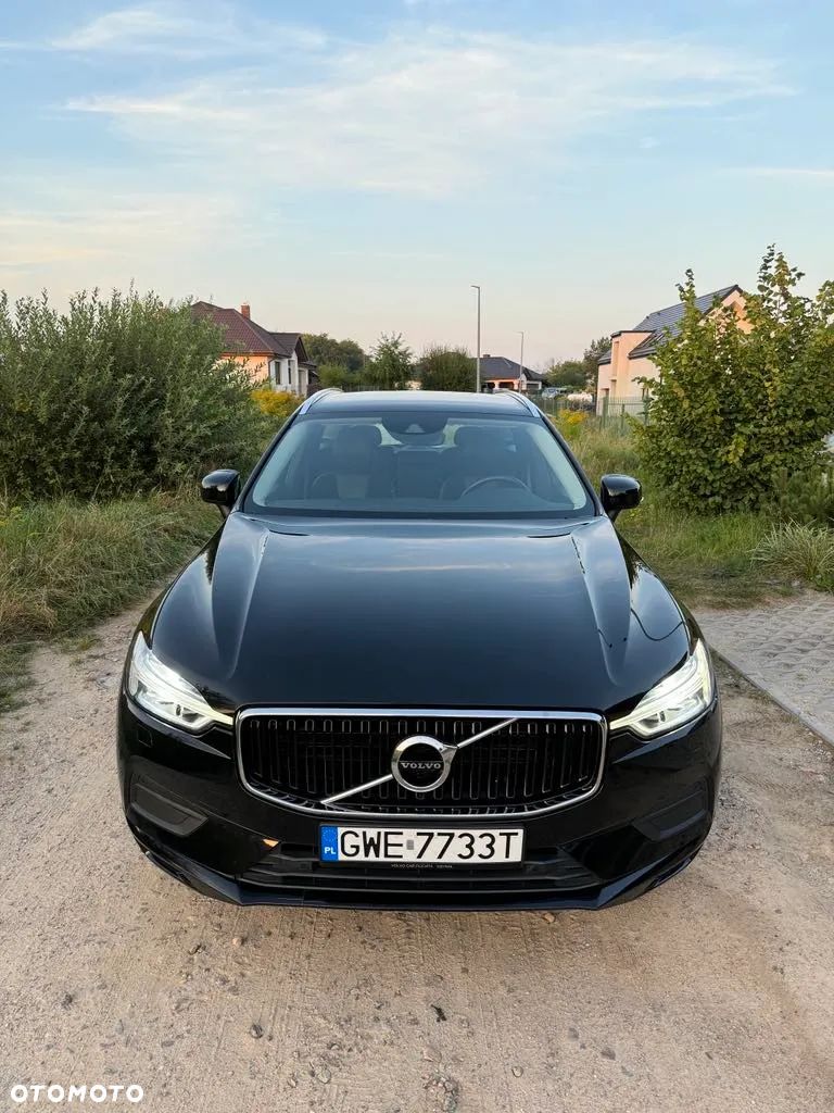 Volvo XC 60 D4 AWD Momentum - 1