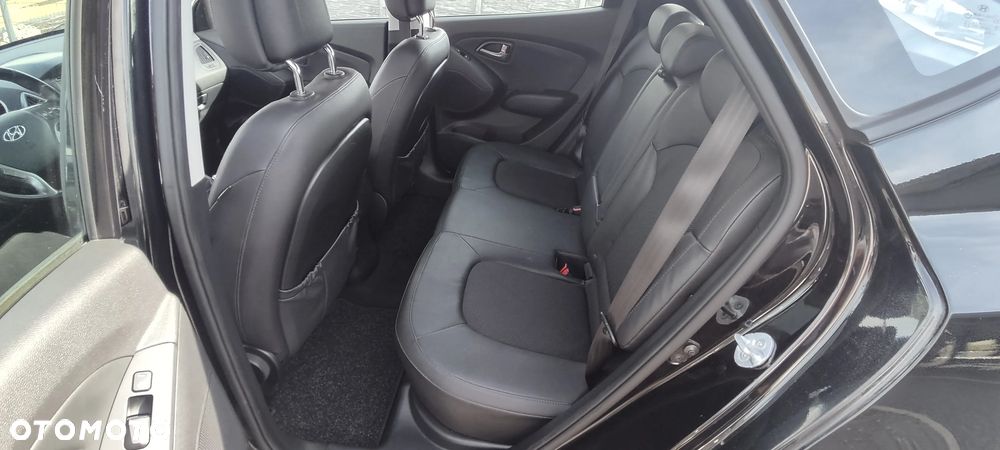 Hyundai ix35 1.7 CRDi 2WD blue Style - 27