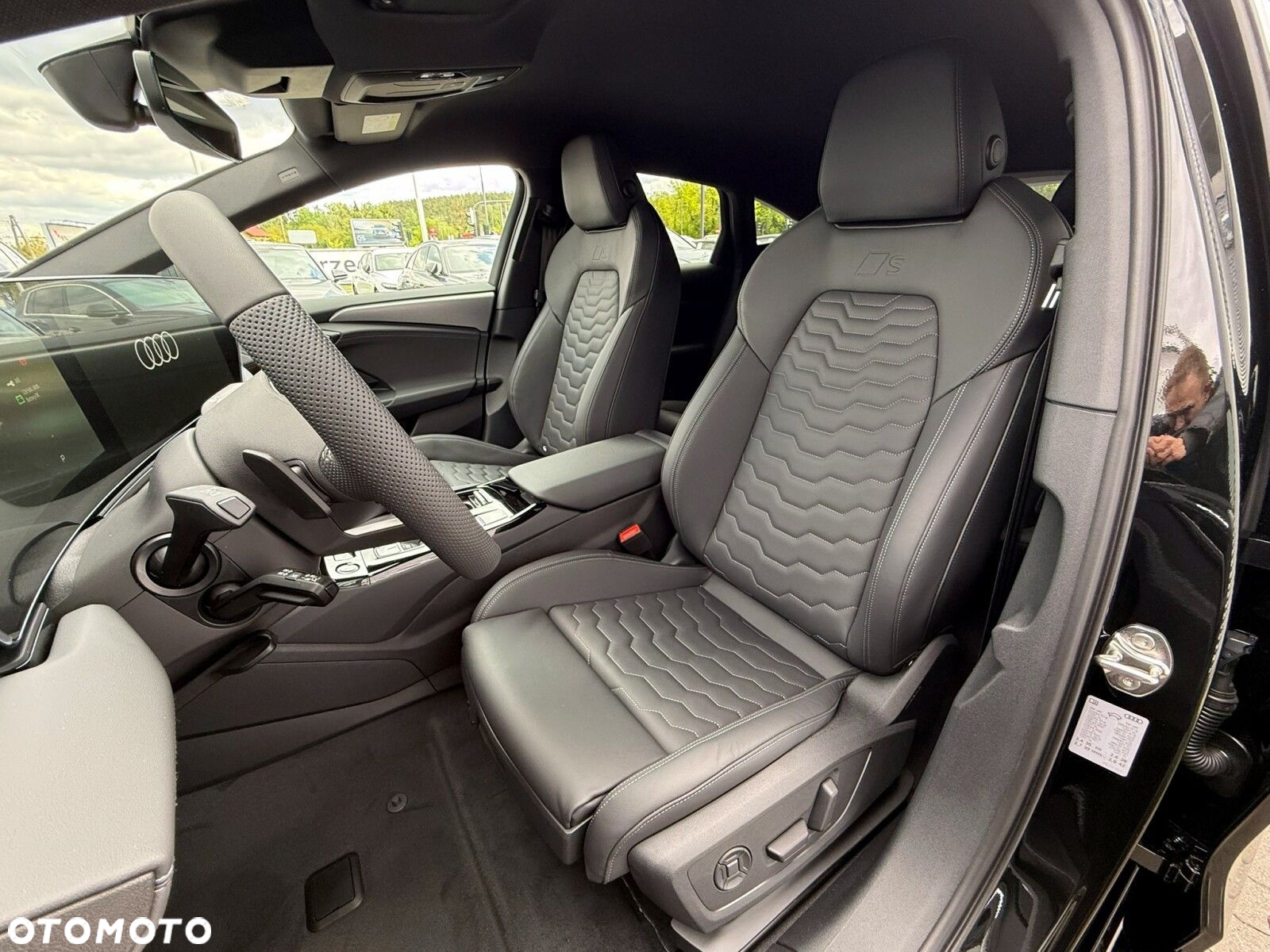 Audi A6 e-tron - 16