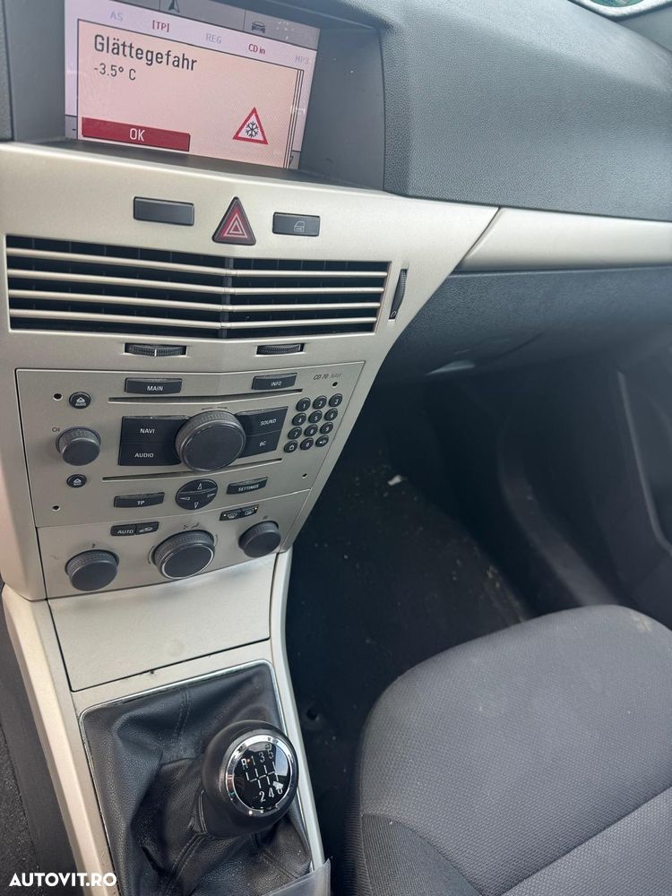 Opel Astra 1.7 CDTI Cosmo - 11