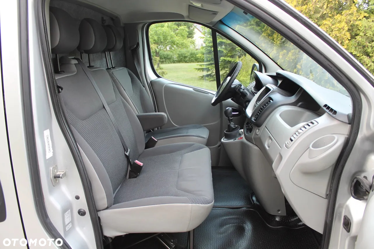 Opel VIVARO - 17