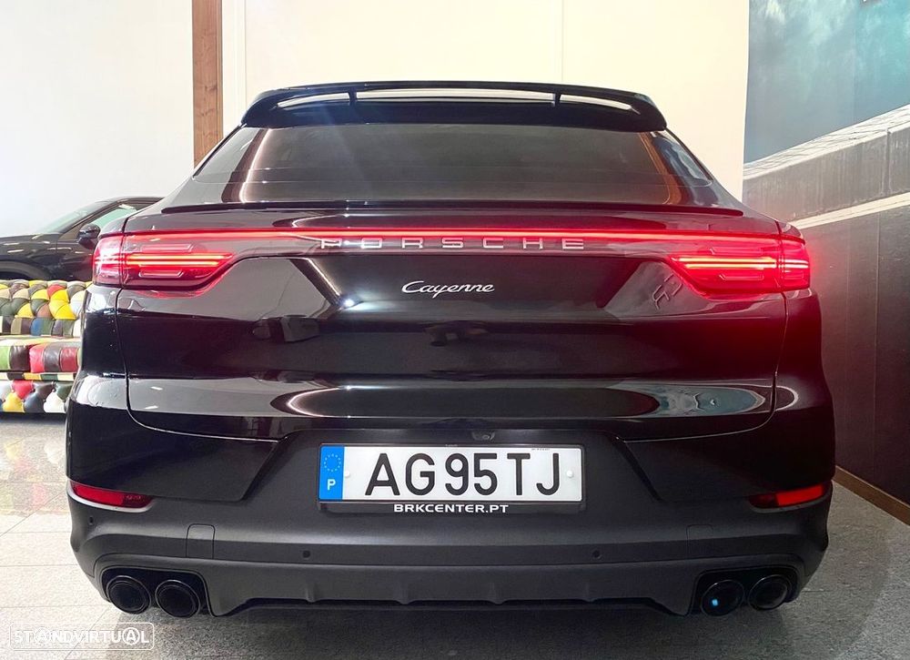 Porsche Cayenne Coupé E-Hybrid - 5