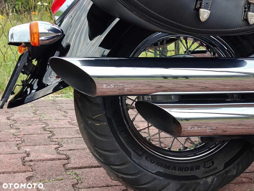 Suzuki Intruder - 18