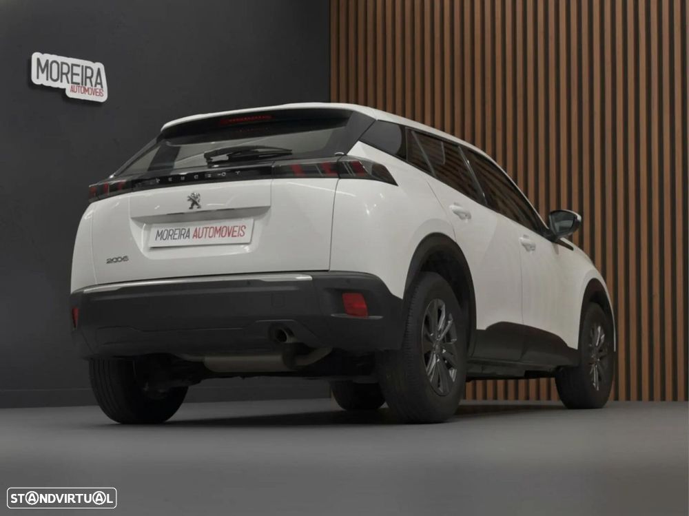 Peugeot 2008 - 4