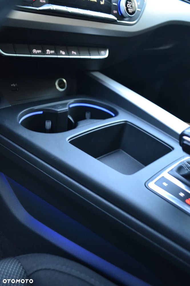 Audi A4 Avant 35 TDI mHEV S tronic - 18