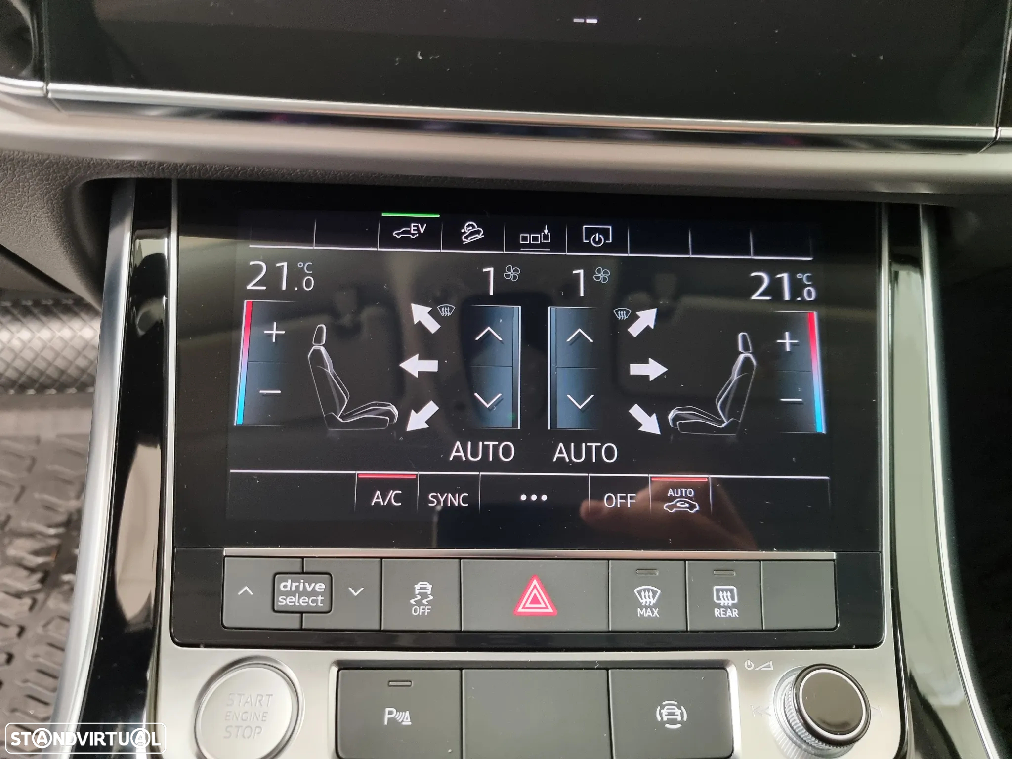 Audi Q7 55 TFSIe quattro Tiptronic - 23
