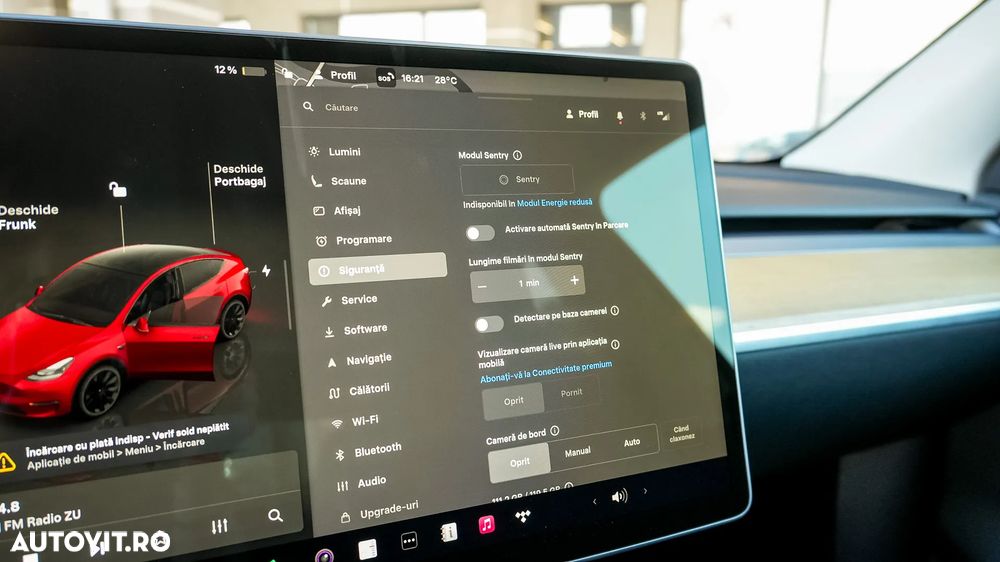 Tesla Model Y - 21