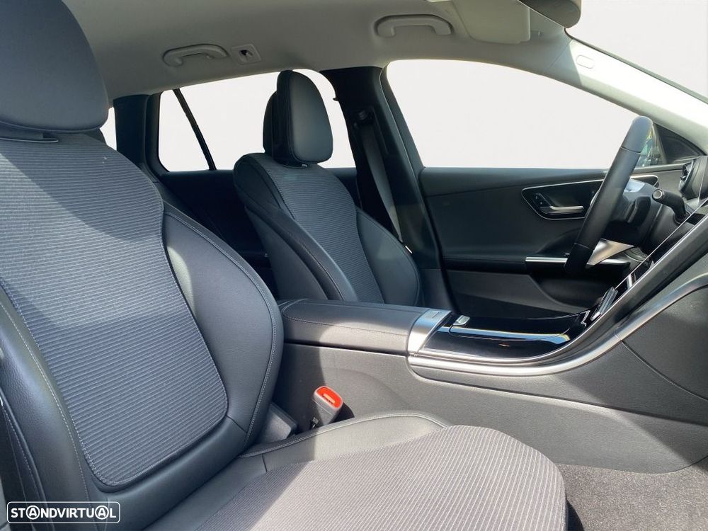 Mercedes-Benz C 300 de Avantgarde - 13