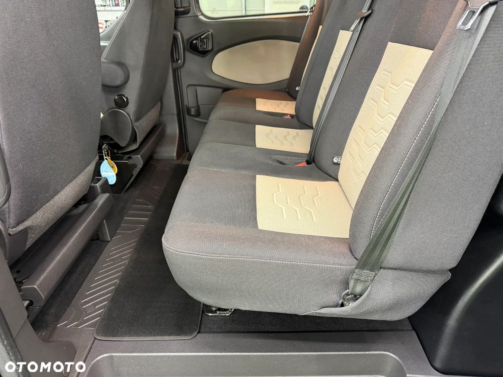 Ford Transit Custom 310 L2H1 Limited - 20